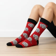 Ανδρικές κάλτσες μέχρι τη μέση της γάμπας raccoon