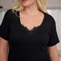 ΜΠΛΟΥΖΑ ΓΥΝΑΙΚΕΙΑ κοντό μανίκι με δαντέλα 257